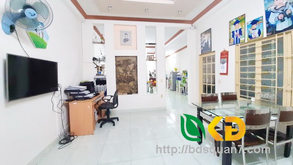 Bán nhà 1 lầu đúc hẻm 257 đường Nguyễn Thị Thập quận 7.